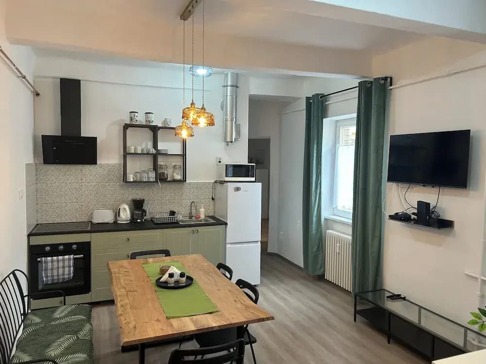 Diamond Astoria 4, Quiet Apartment - photo 16