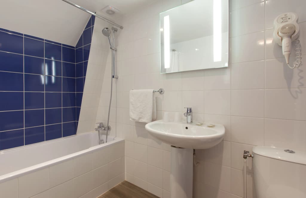 Est Hotel - photo 10