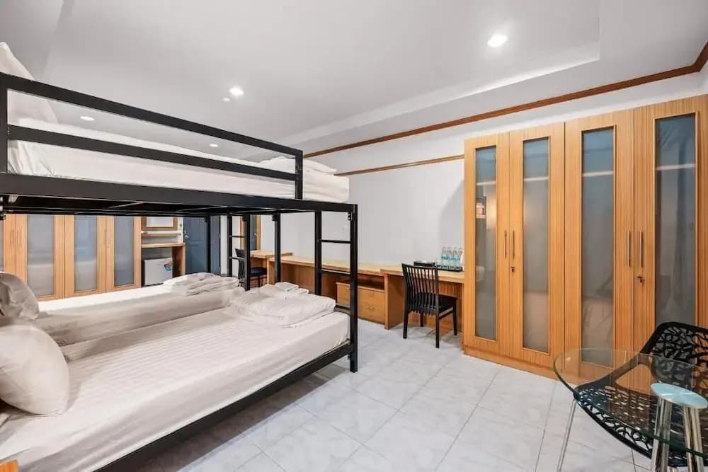 U Hub Chaweng Hotel - photo 7