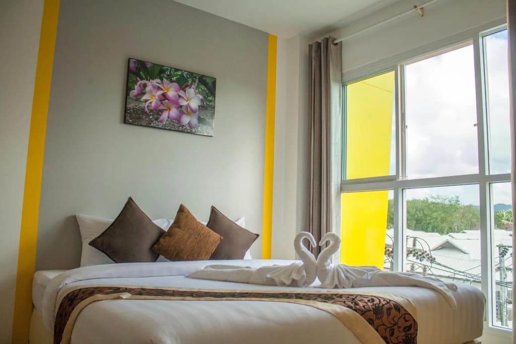 The Sunflower Holiday Hostel - photo 11