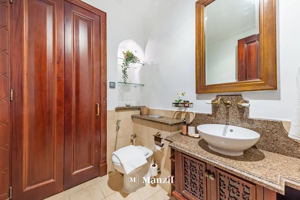 Manzil -2BR Penthouse w full Burj View in Downtown - photo 8