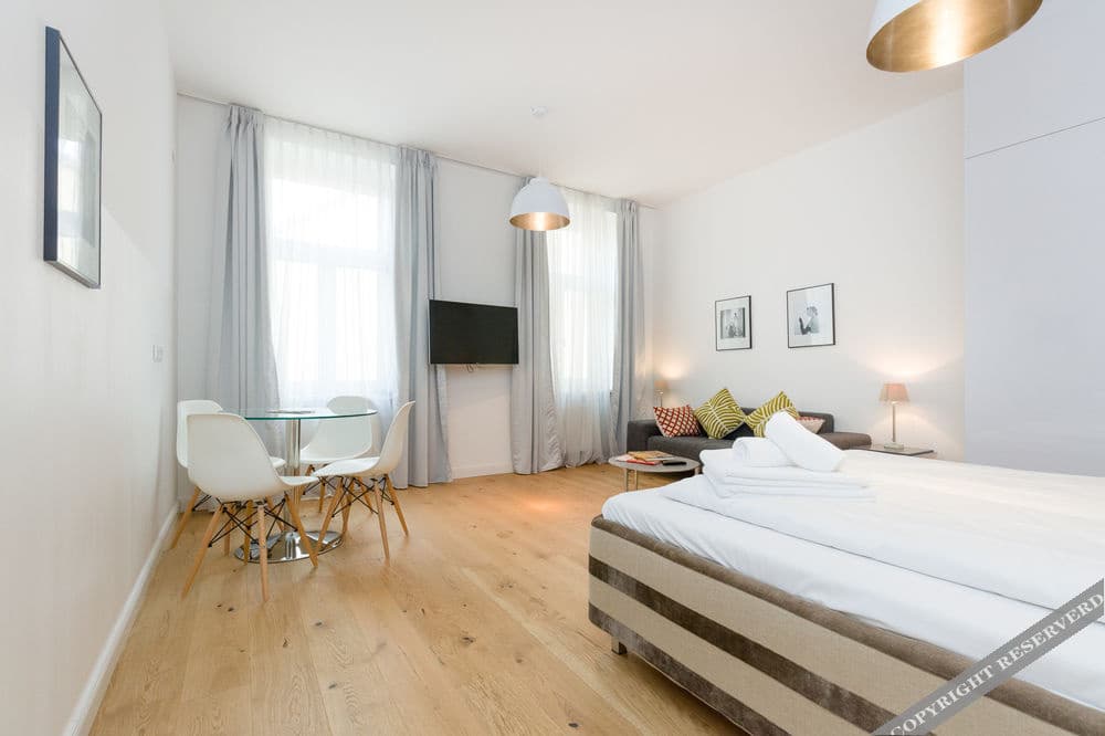 Sky Residence - Business Class Apartments City Centre - photo 15