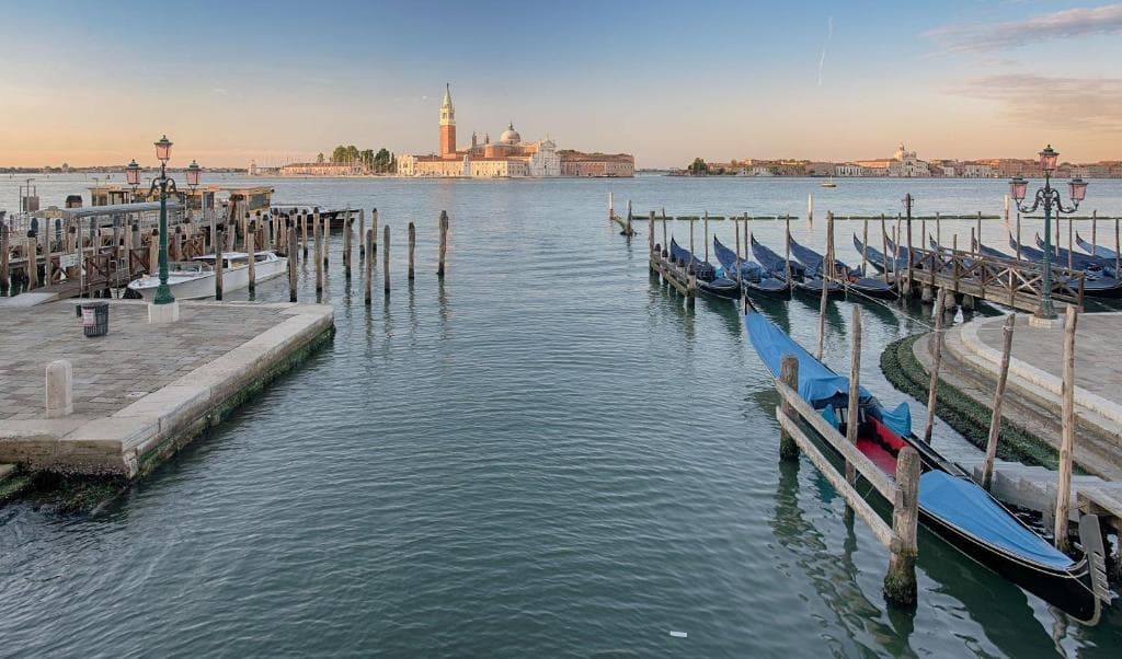 NH Venezia Santa Lucia Hotel - photo 18