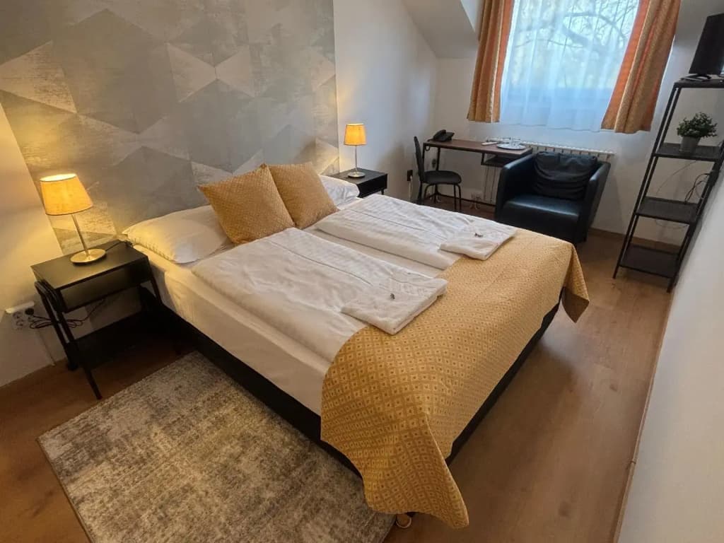 Hotel Gloria Budapest City Center - photo 27