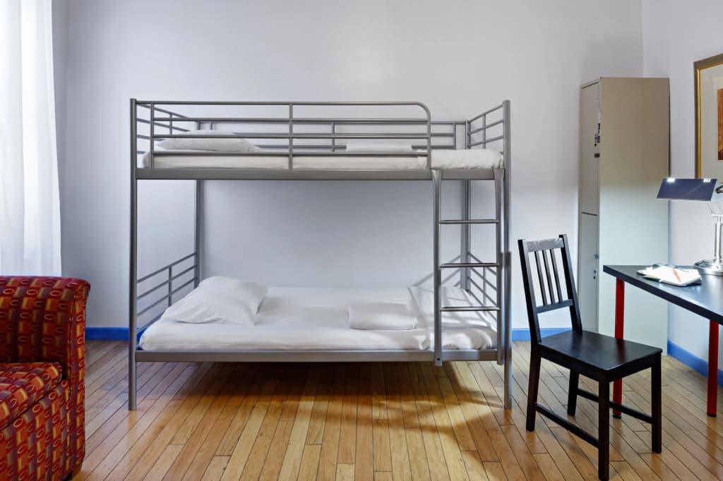 Central Park West Hostel - photo 6