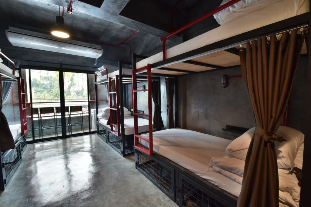 Sleeper Hostel - photo 5