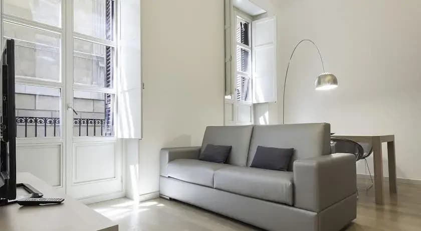 Friendly Rentals Bisbe - photo 4