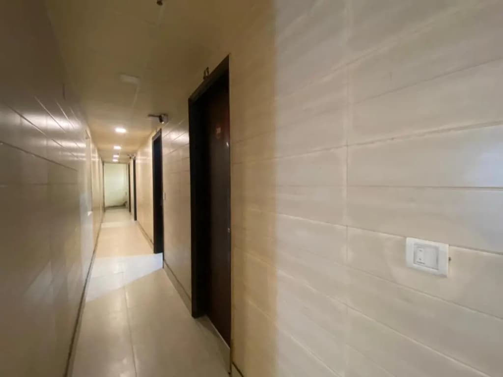 Hotel Red Chilly - photo 13