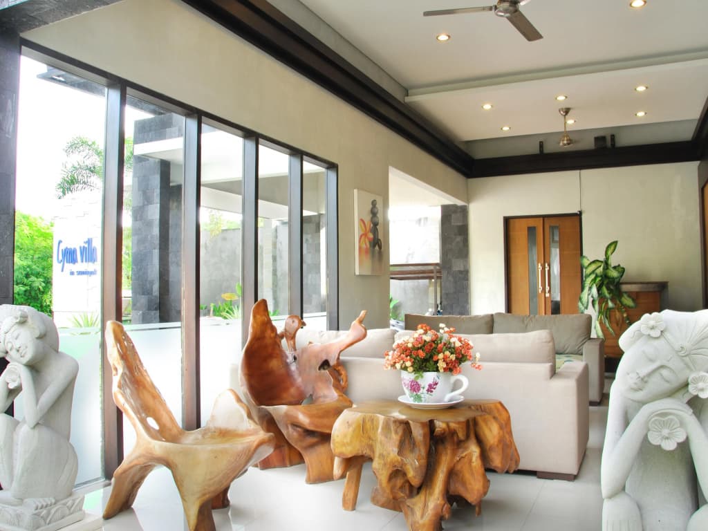@M2 Villa - photo 2