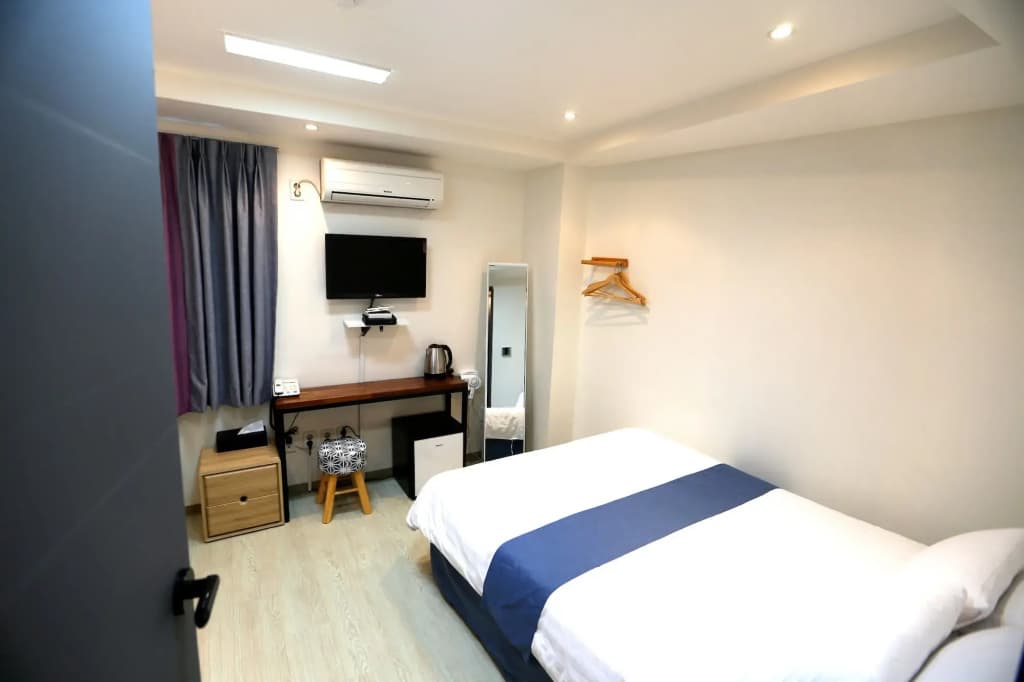 Must Stay Hotel Myeongdong - photo 23
