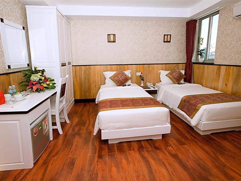 Golden Rain 2 Hotel - photo 3