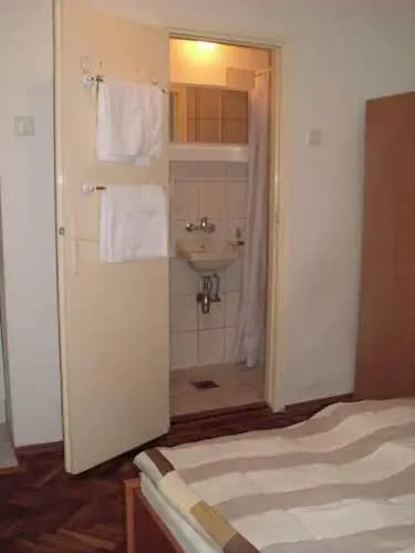 Early Apartments - photo 9