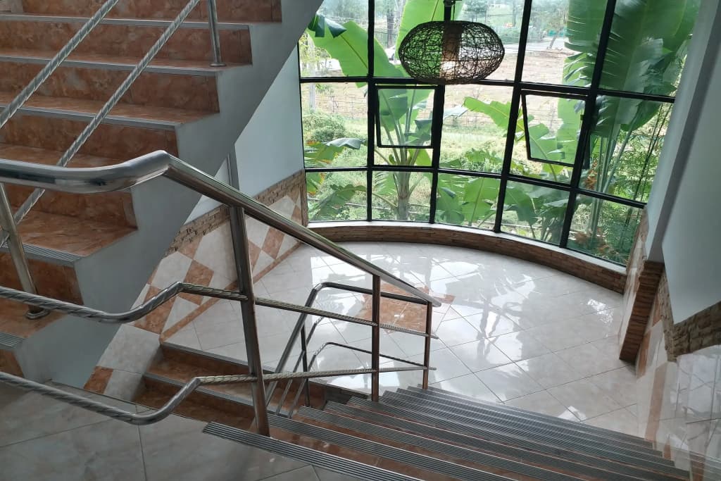 Platinum Place - photo 16