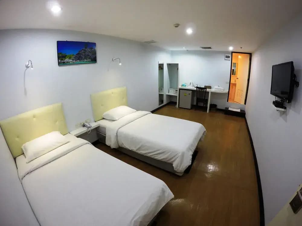 V Place Silom - photo 33