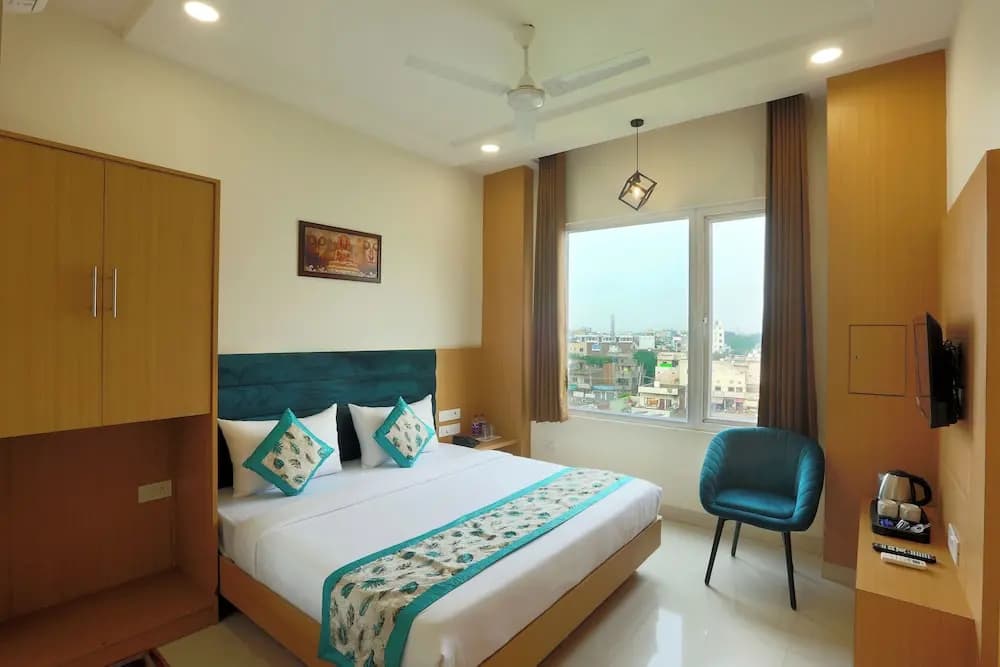 Hotel Triton Grand - photo 9