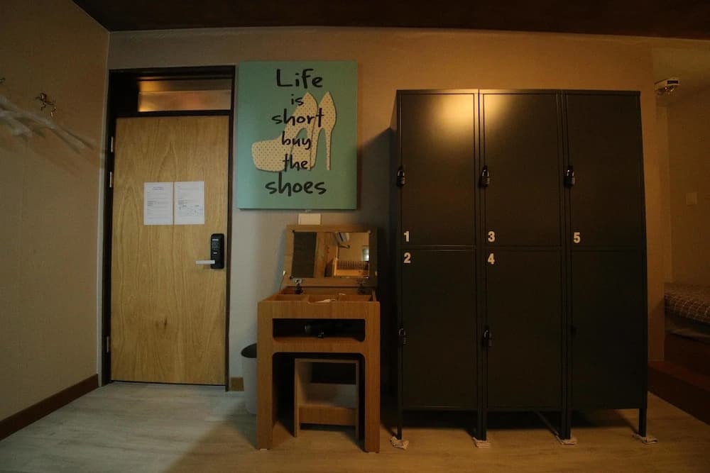 Stitches House - Hostel - photo 13
