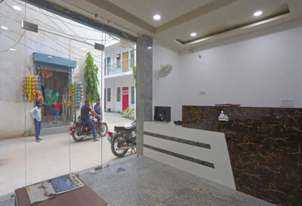 Hotel Blue Star Inn - photo 12