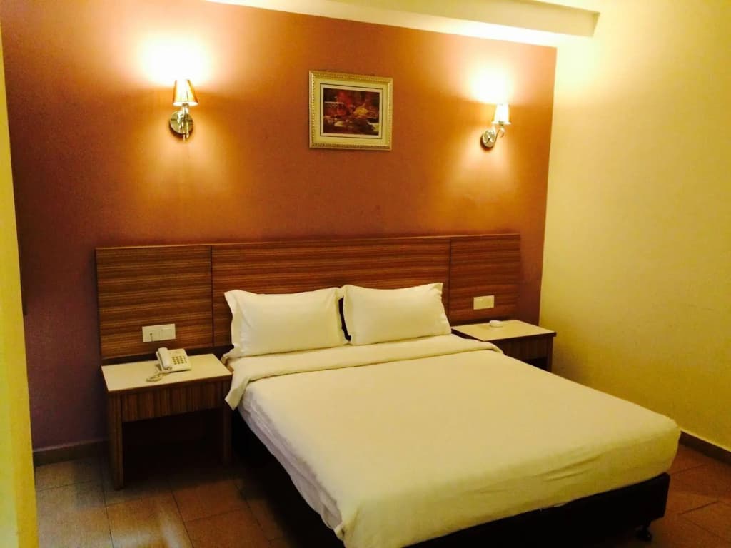 Grand Court Hotel - photo 6