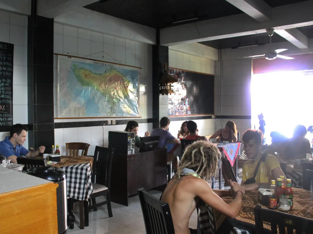 Gong Corner Guesthouse - photo 16