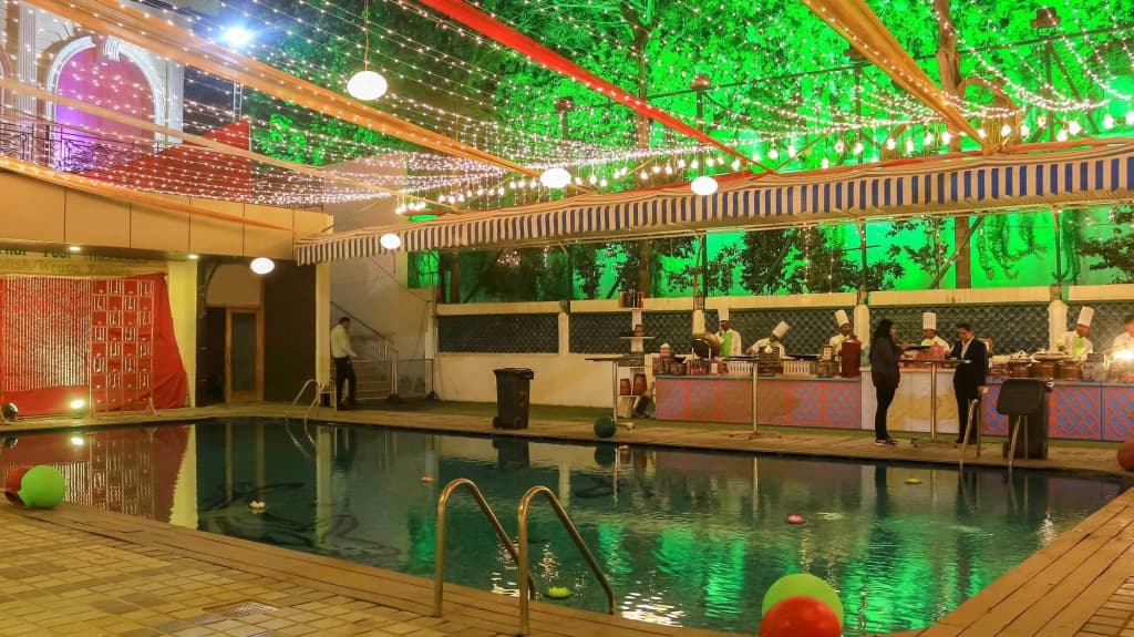 Dee Marks Hotel & Resorts - photo 15