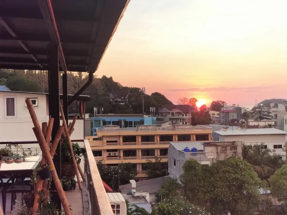 Kata Beach Studio Service Apartment - photo 19