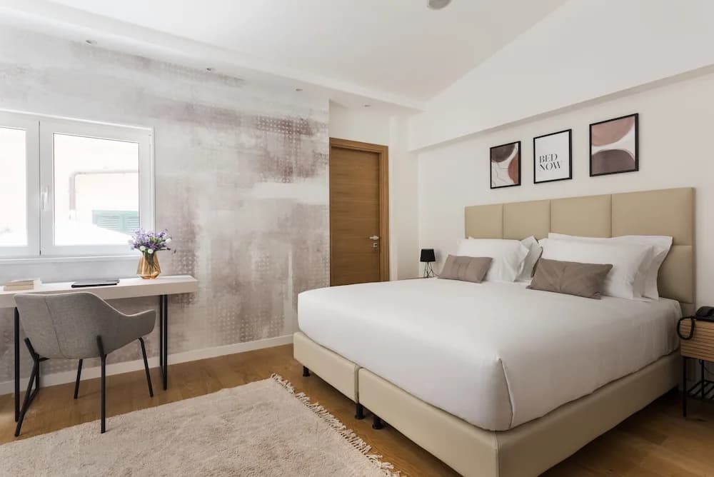 At 41 Luxury Suites & Rooms - photo 3
