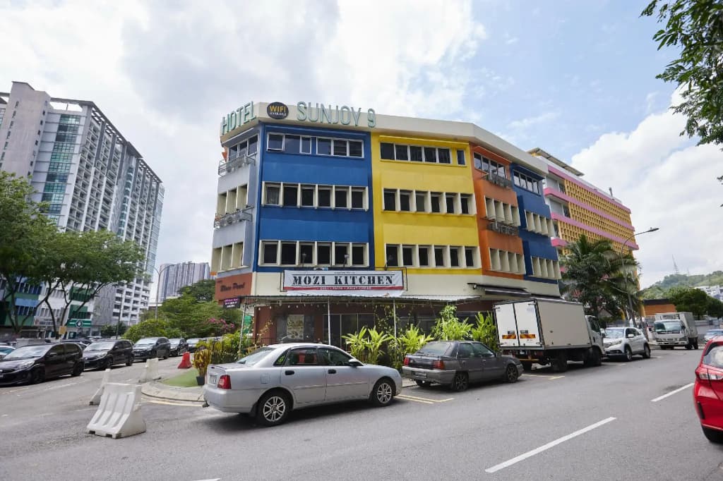 Hotel Sunjoy9 OKR Near Midvalley 10 Mins Only - photo 15