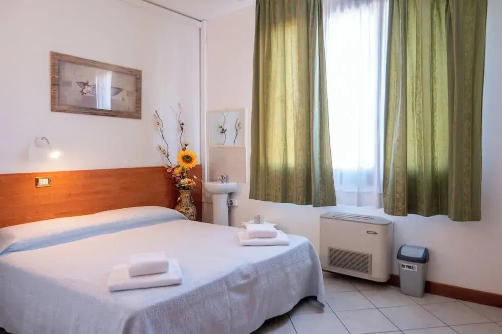 Hotel New Aurora Venice - photo 4
