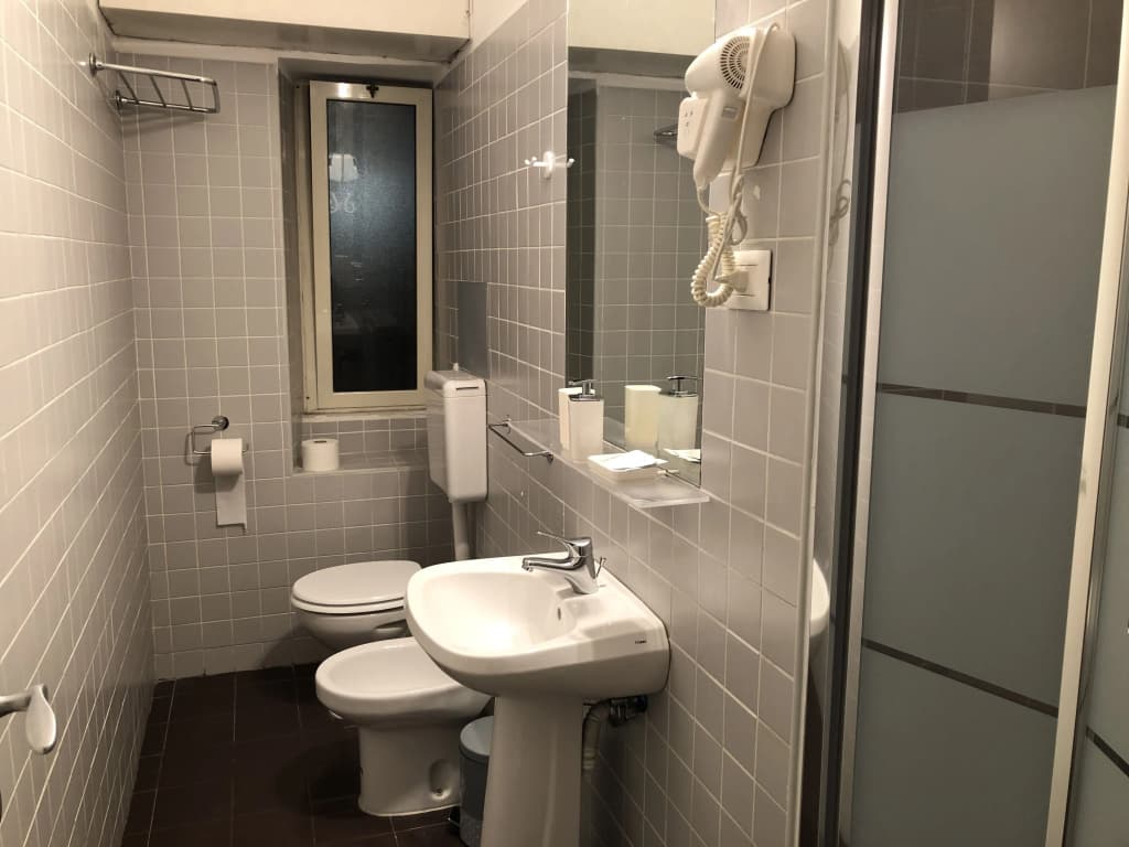 Hello Home Guesthouse - photo 10