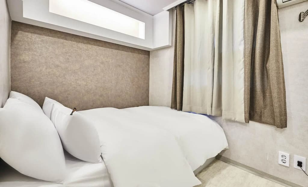 30 month HOTEL - photo 3
