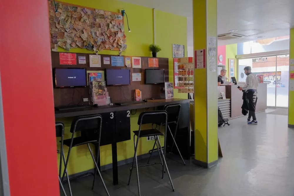 HelloBCN Hostel - photo 28