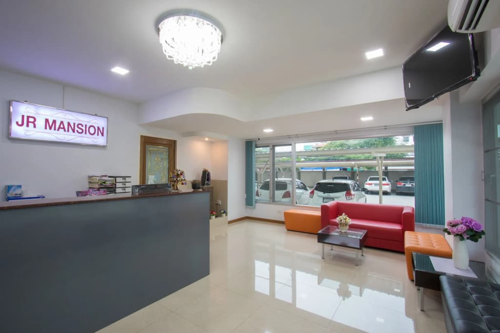 JR Mansion - photo 2