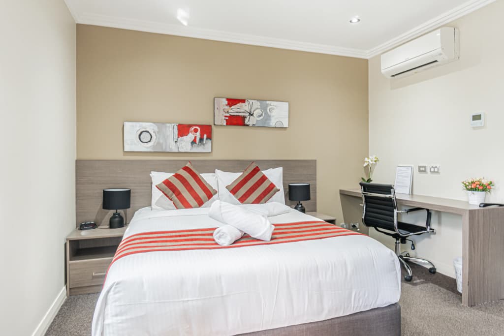 Best Western Plus Camperdown Suites - photo 7