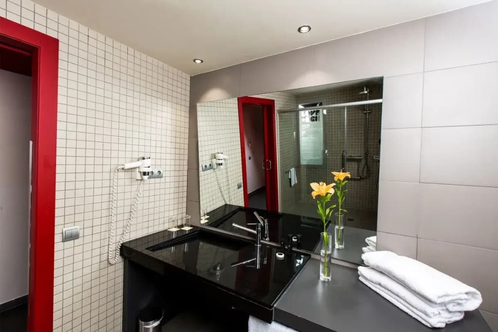 Leonardo Boutique Hotel Barcelona Sagrada Familia Boutique Hotel - photo 12