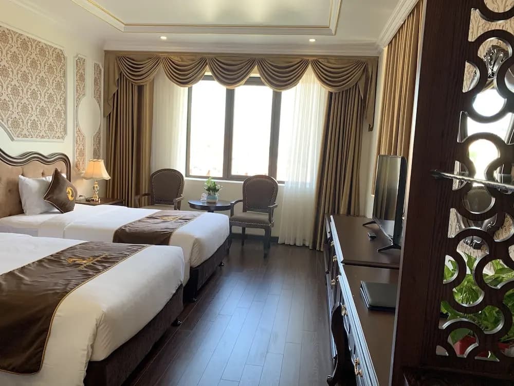 Dragon Legend Hotel - photo 5