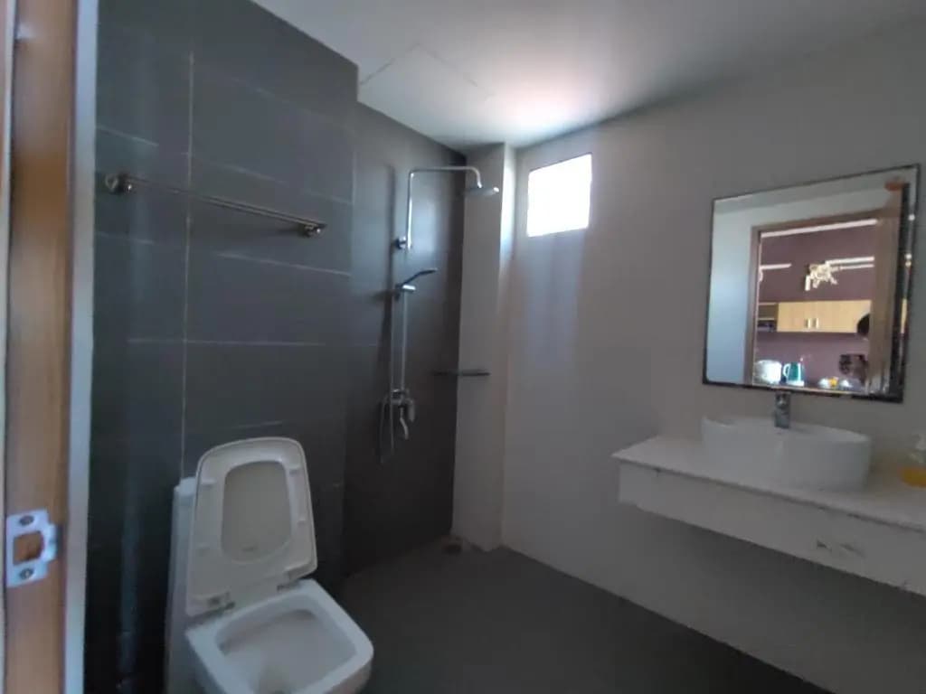 111 Boutique Apartment - photo 5