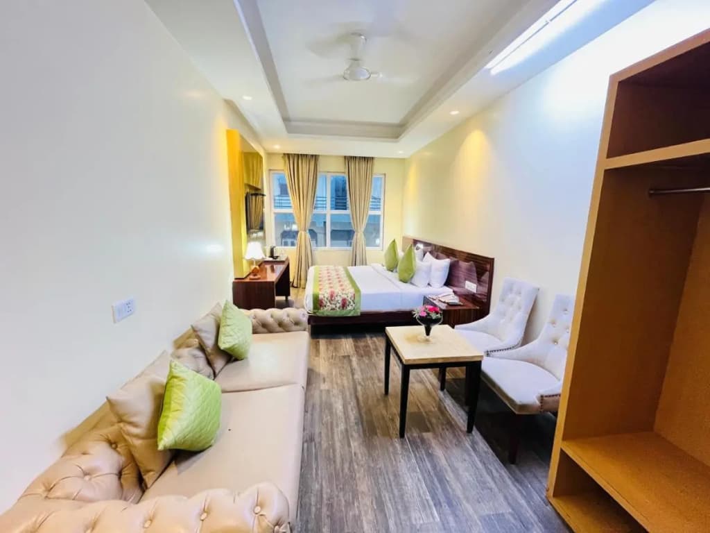 Treebo Hotel Banz - photo 4