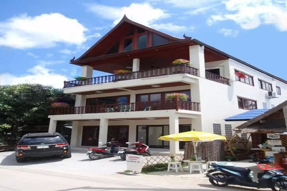 The Waterfront Apartment - photo 14