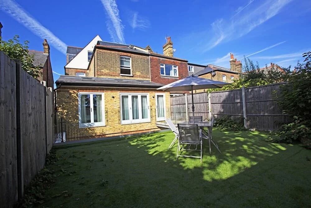 Ealing Apartments - photo 12