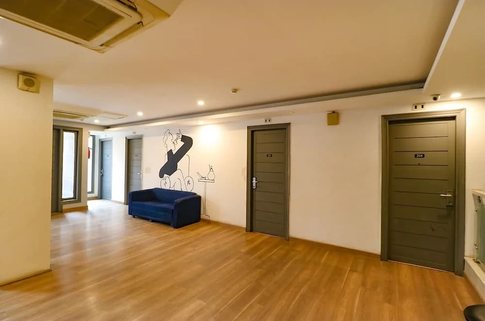 FabHotel Majestic JPM - photo 11