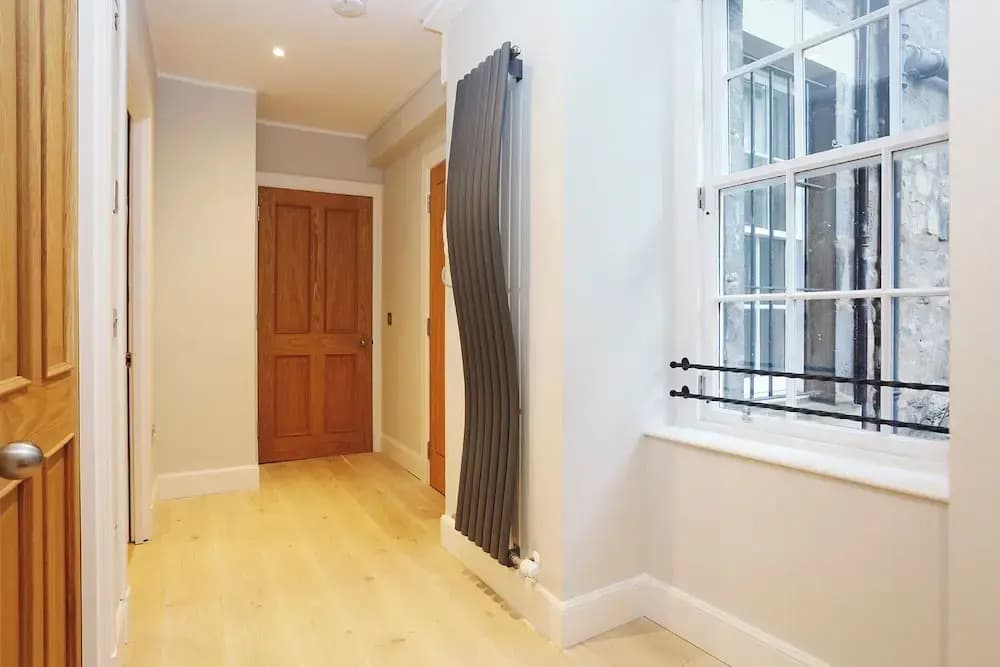 JOIVY Newly Refurbished Apartment on the Historic Royal Mile - photo 10