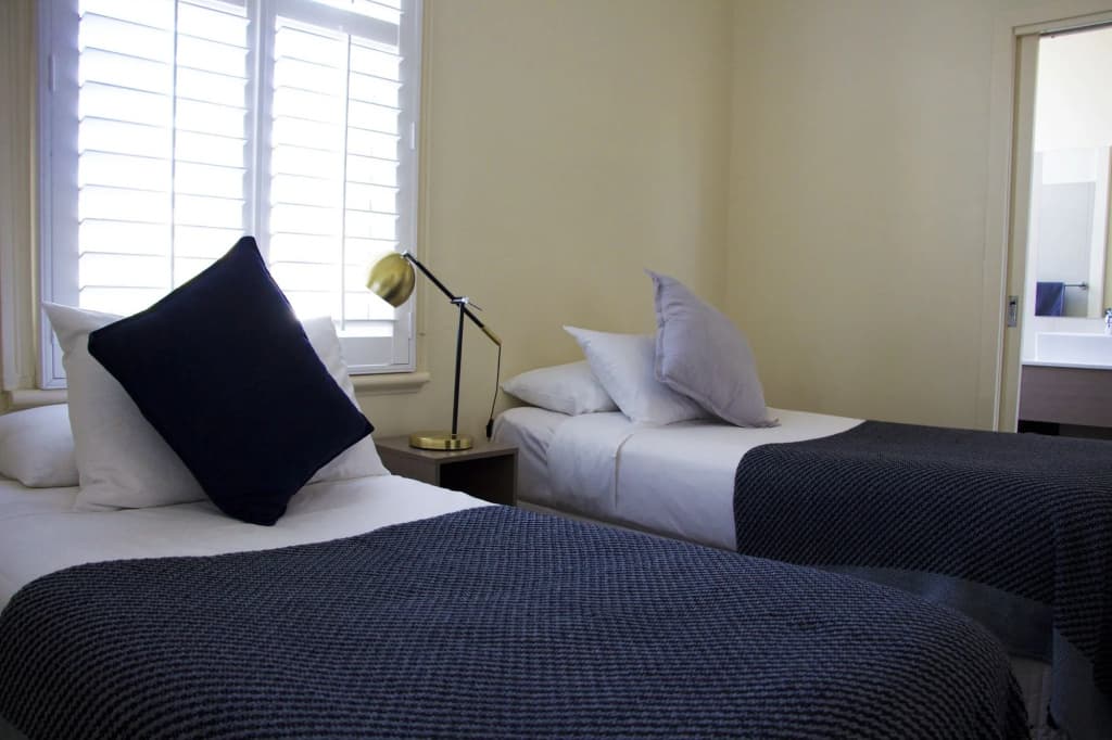 Naughtons Hotel - photo 2