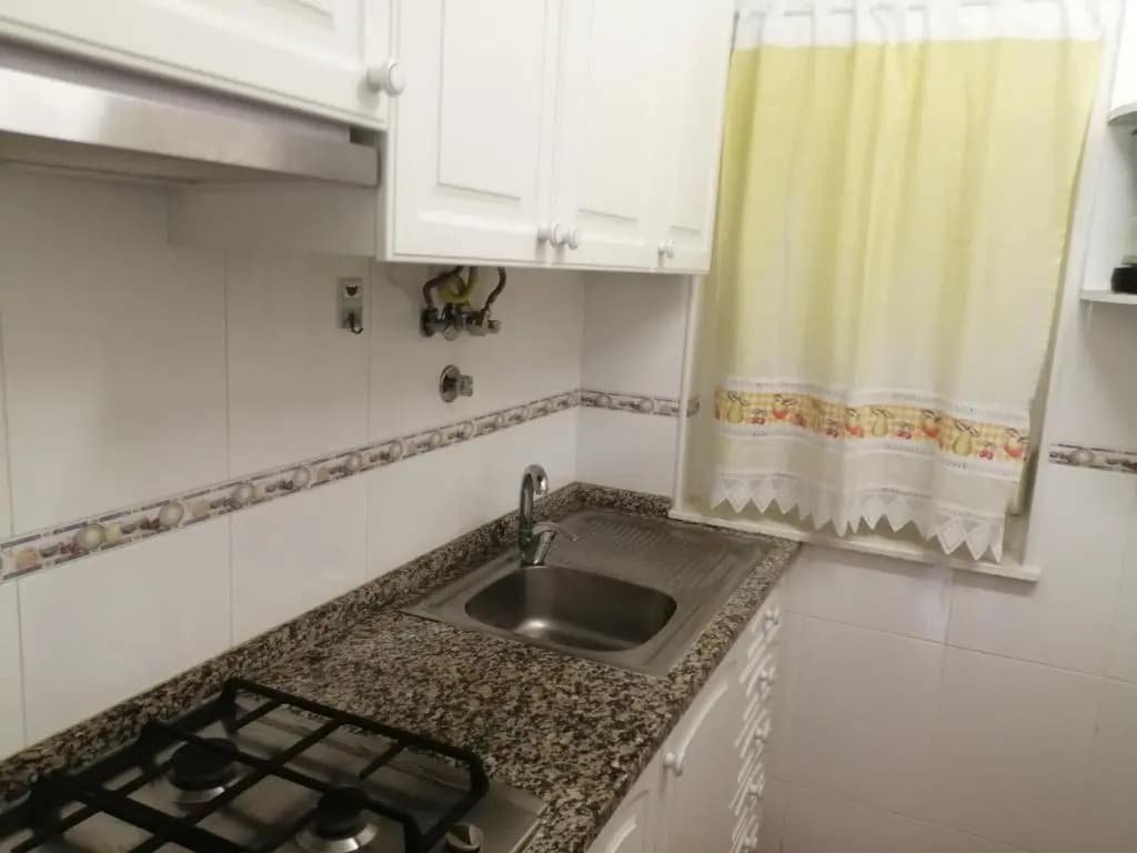 Encarnação Metro 4 - photo 9
