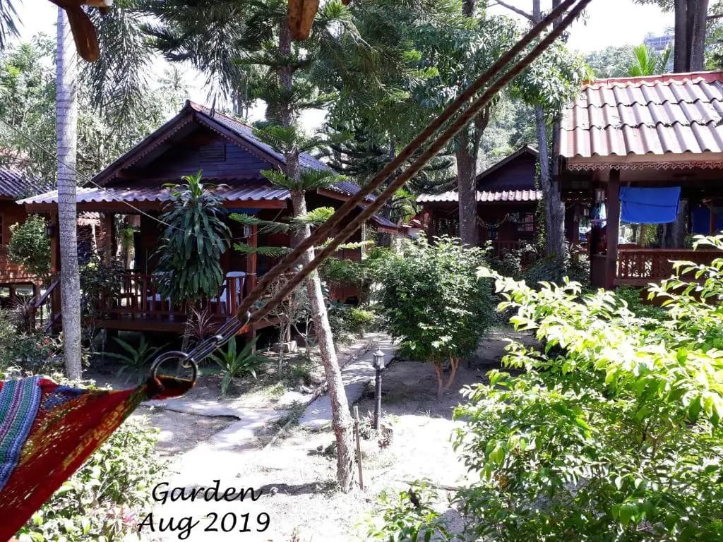 Haad Salad Resort - photo 12