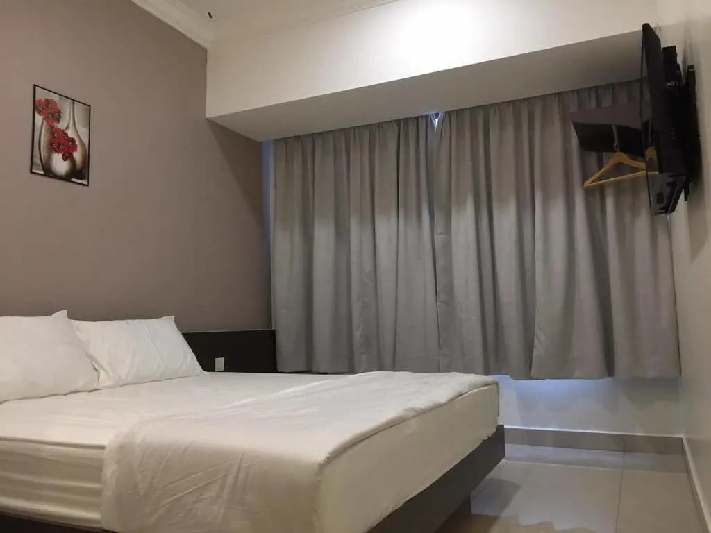 Hi Star Hotel - photo 6