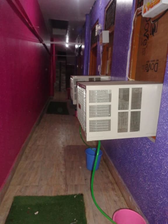 A.K Rajput Guesthouse - photo 9