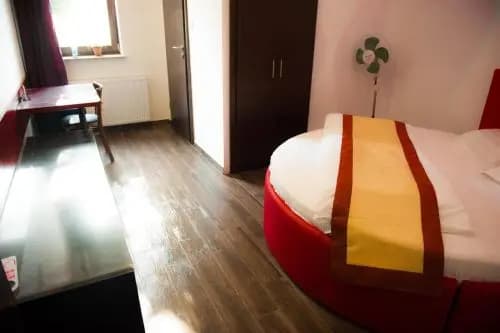Florian Hostel - photo 4