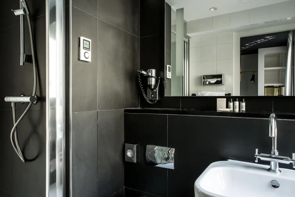 Le General Hotel - photo 9