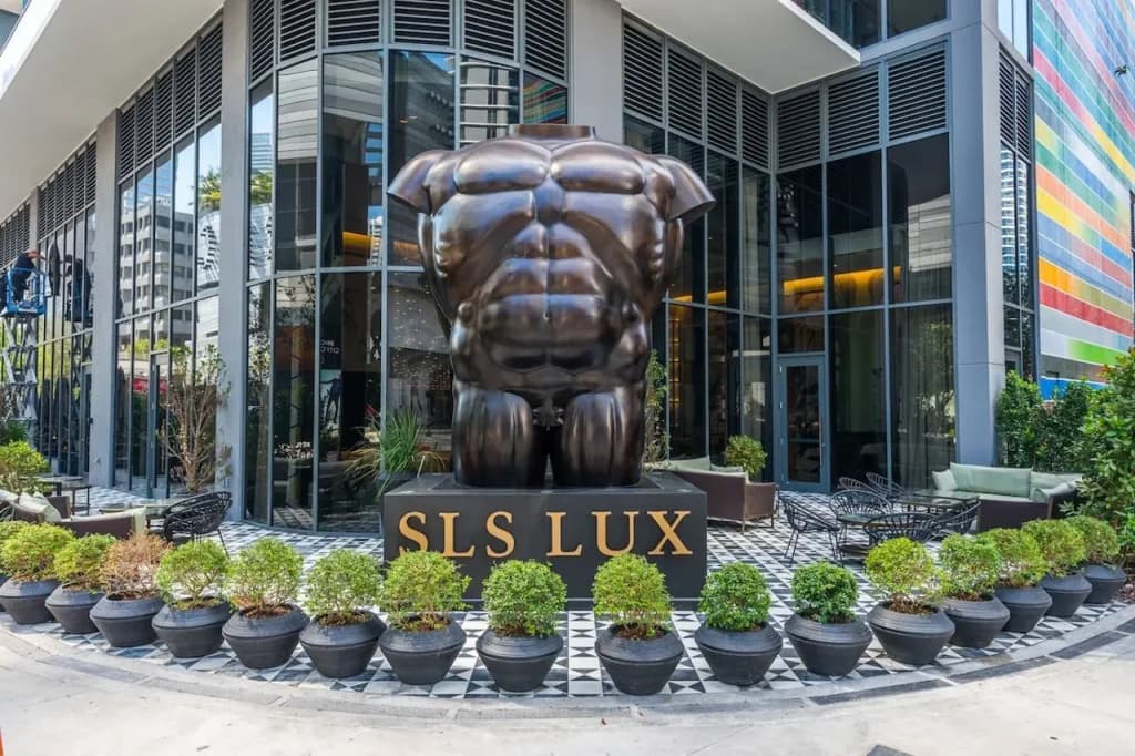 SLS LUX Brickell - photo 1