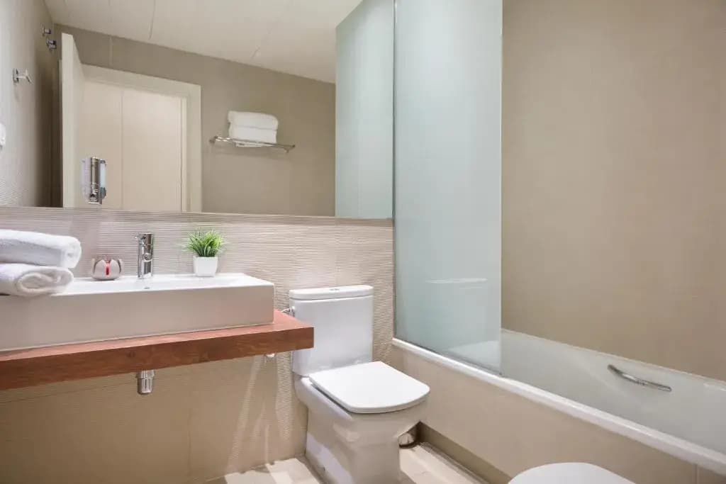 Bas Apartments - photo 7